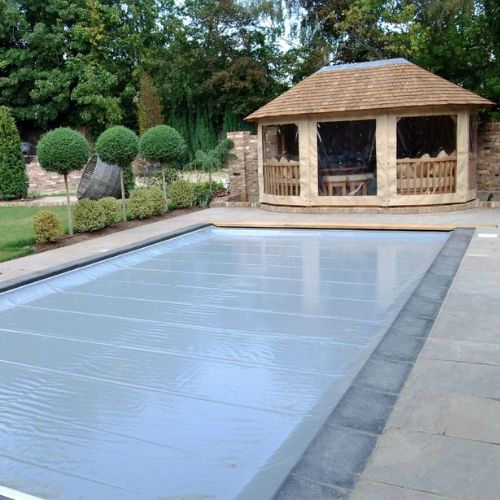 Swimming pool cover