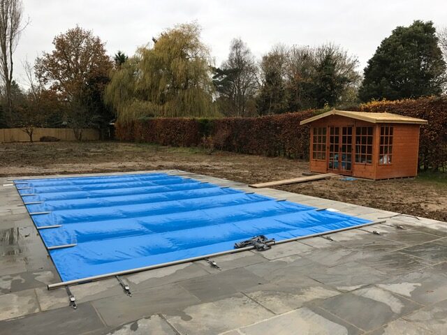 manual pool cover