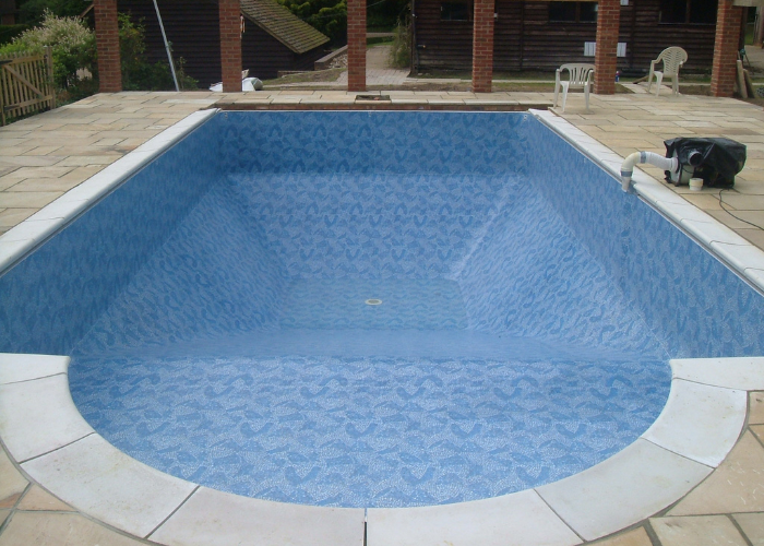 Garden swimming pool